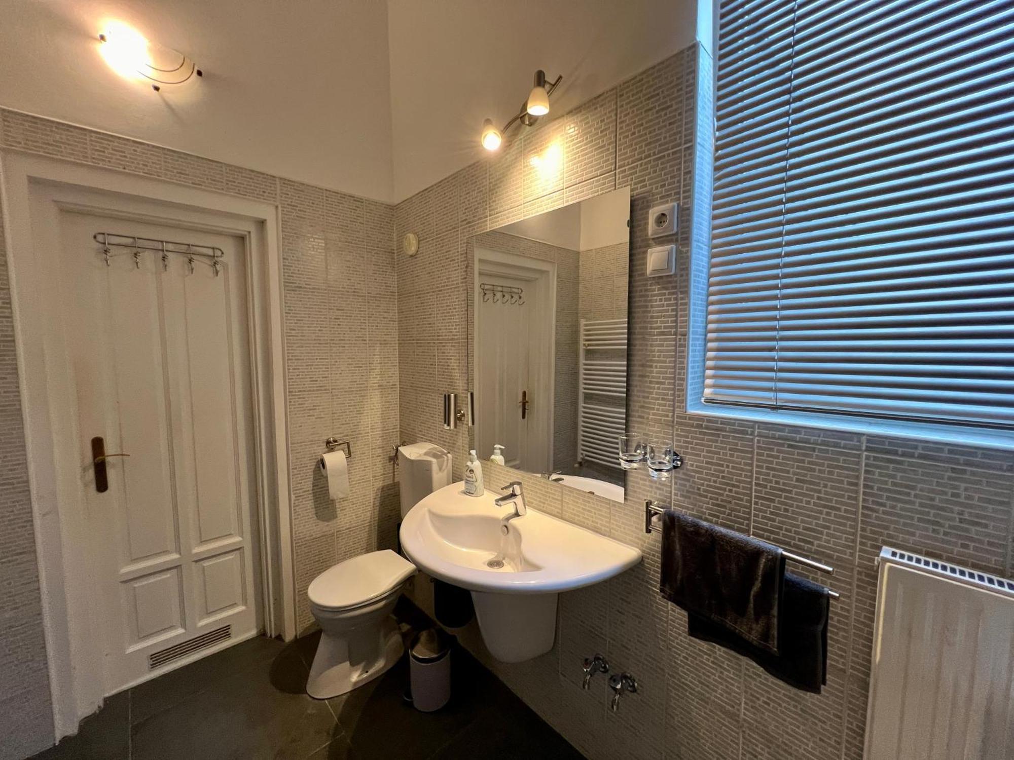 Tilia Suite Будапеща Екстериор снимка